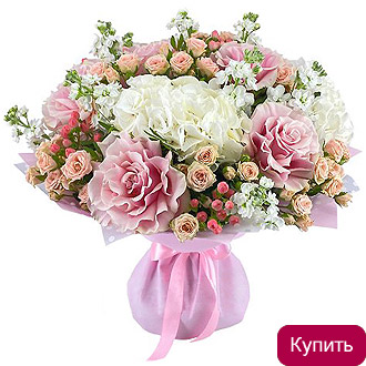 Розы и гортензия в букете